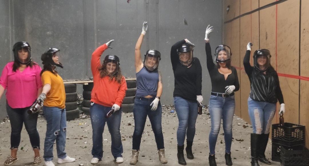 Girls Squad -Break Room Girls Squad -Break Room